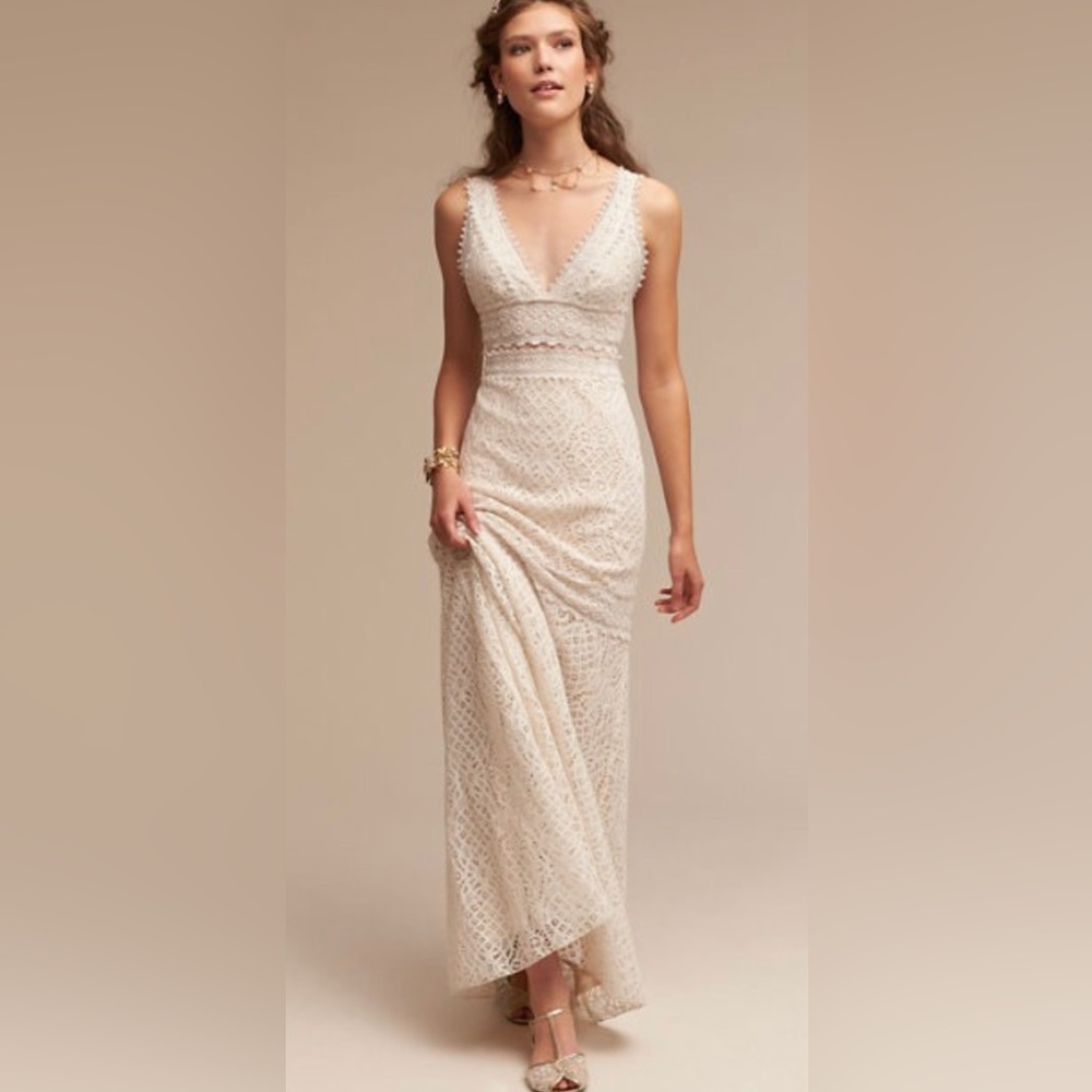 BHLDN Tadashi Shoji Wedding Dress 4 (Fits like 6)